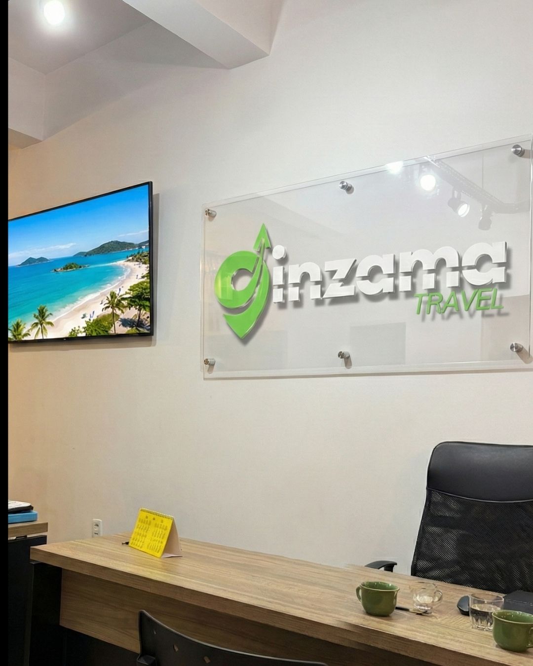 Espacio de trabajo de la agencia Inzama Travel, certificada Cadastur terminos y condiciones